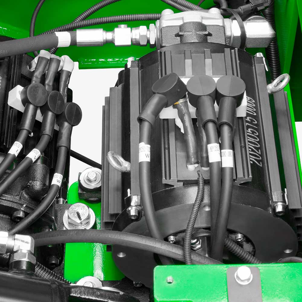 High-efficiency permanent magnet synchronous powertrain