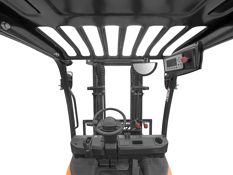 Wide-view mast with clear forward visibility